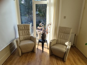 luie stoelen kamer -2